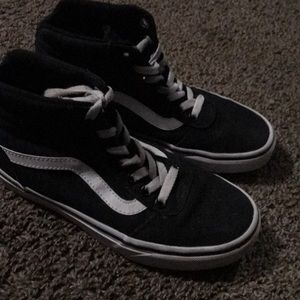 Black vans
